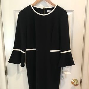 Calvin Klein Size 8 Bell 3/4 Sleeve Piping Dress